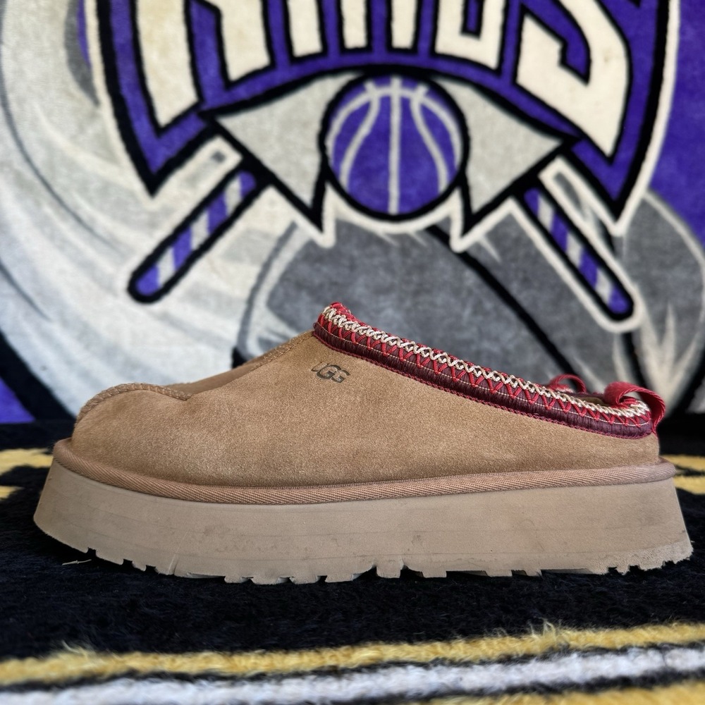 Size 11 - UGG Tazz Chestnut Platform Slipper Women's